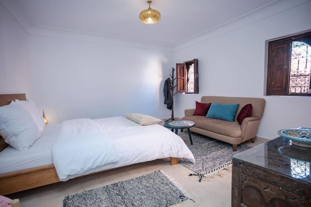 Paisible Riad Privatif Au Coeur De Marrakech มาร์ราเกช ภายนอก รูปภาพ